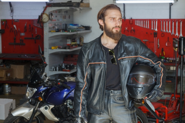 服装は?肌が露出しないように長袖・長ズボン