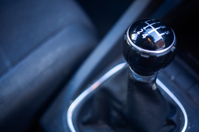 ATとMTの差はなに?ギアチェンジが違う