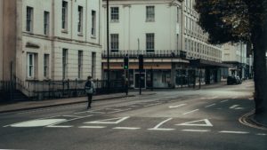 閑散期の平均金額は？5～6月と10～12月