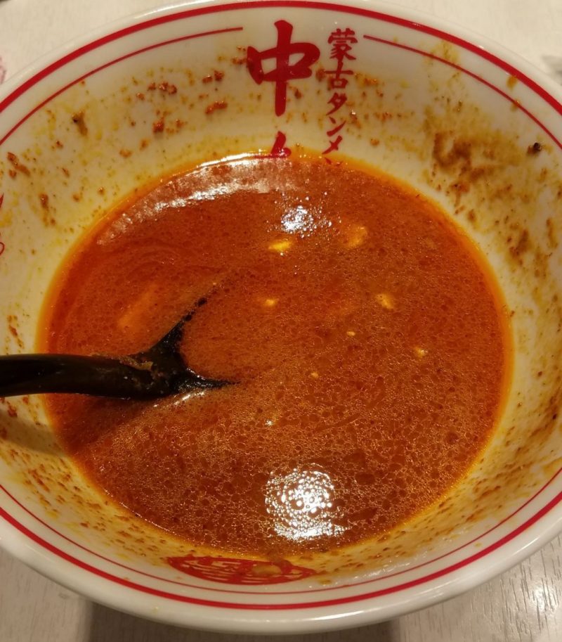 あっという間に、インドラーメンの麺と具を完食!