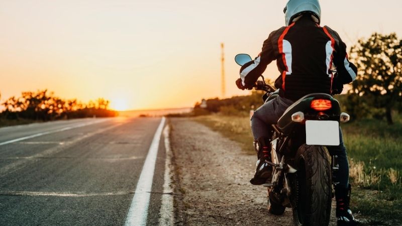 バイクの服装は?事前に知っておきたい各部位のパーツを解説